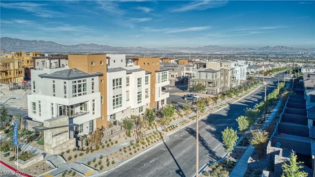 639 Grey Saker Street, Las Vegas, NV 89138