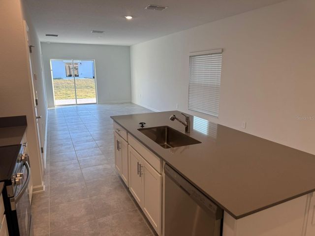 2761 ARMSTRONG AVENUE, Clermont, FL 34714