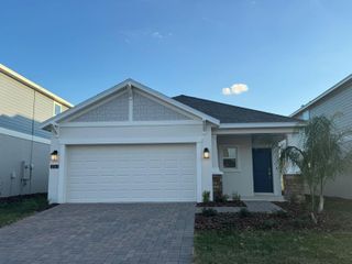 2761 ARMSTRONG AVENUE, Clermont, FL 34714
