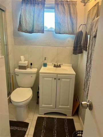 1500 NW 32nd Avenue, Fort Lauderdale, FL 33311