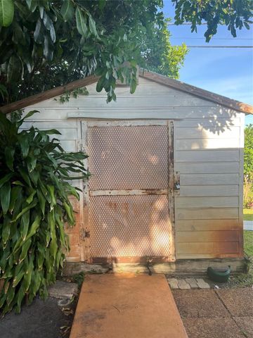 1500 NW 32nd Avenue, Fort Lauderdale, FL 33311