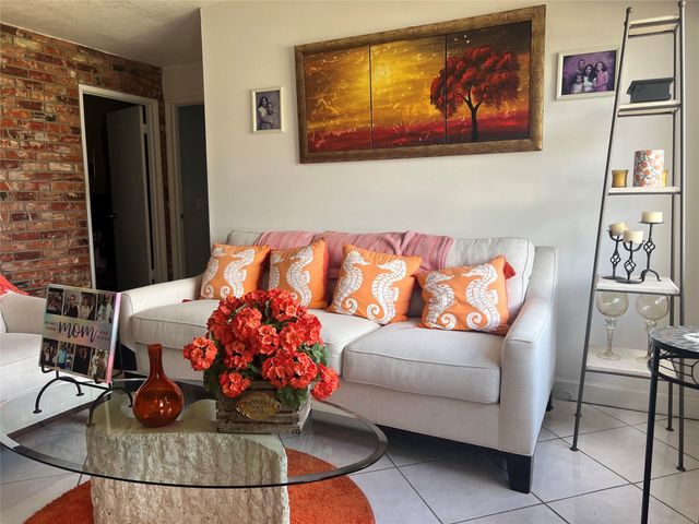 1500 NW 32nd Avenue, Fort Lauderdale, FL 33311