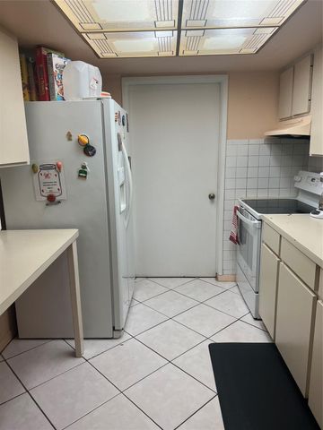 1500 NW 32nd Avenue, Fort Lauderdale, FL 33311