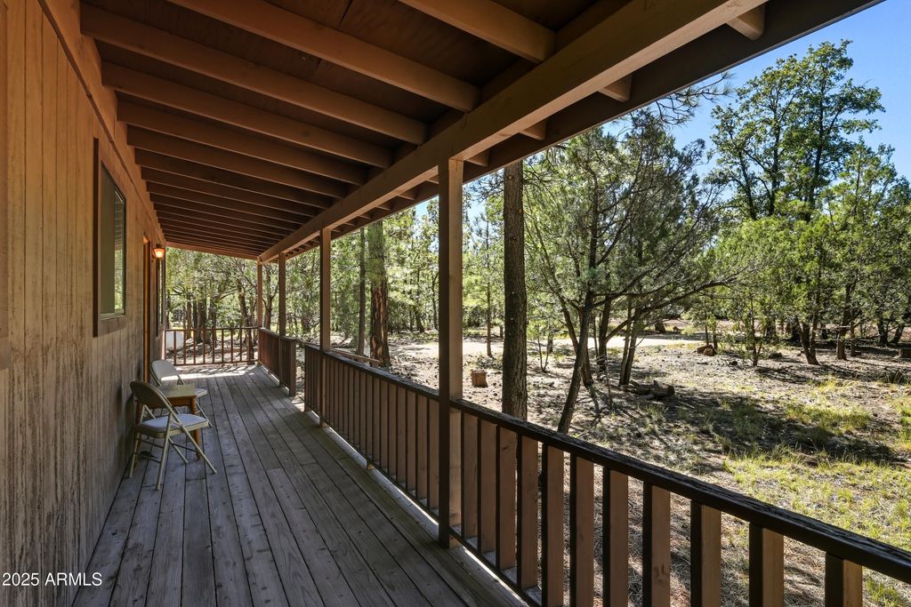 Image 6 of property listing at 1493 GREEN RIDGE Drive, Happy Jack, AZ 86024