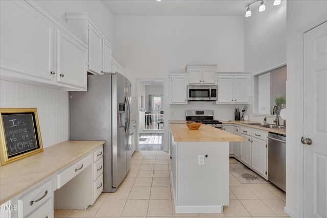 11804 Fairlie Place, Raleigh, NC 27613