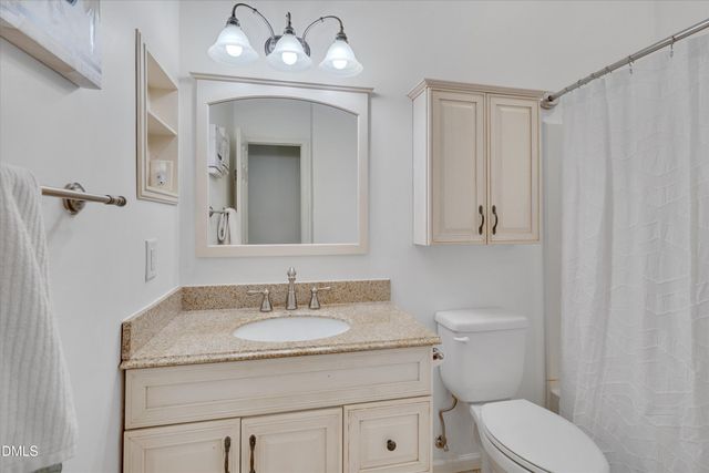 11804 Fairlie Place, Raleigh, NC 27613