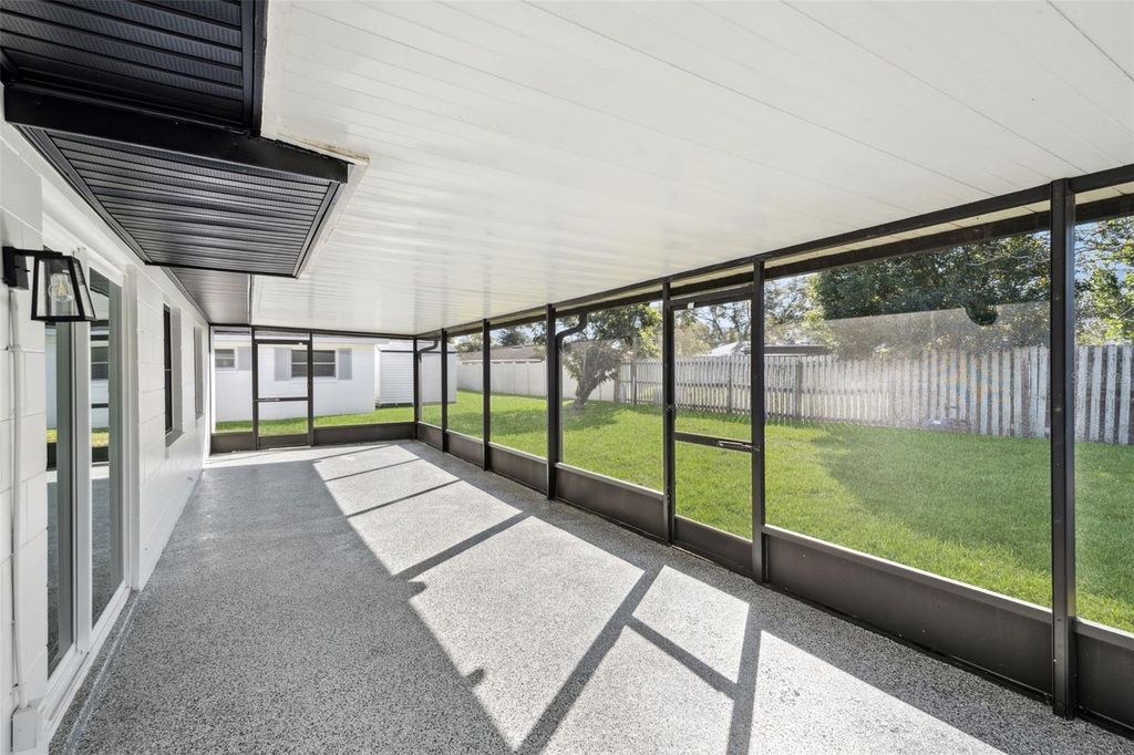 Image 18 of property listing at 5348 TRIBUNE DRIVE, Orlando, FL 32812