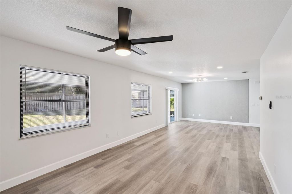 Image 3 of property listing at 5348 TRIBUNE DRIVE, Orlando, FL 32812