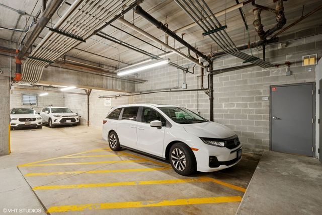 1301 W Washington Boulevard 203, Chicago, IL 60607