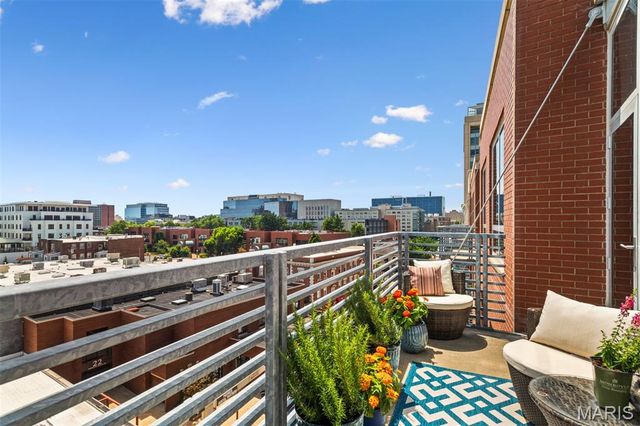 9 N Euclid Avenue 604, St Louis, MO 63108