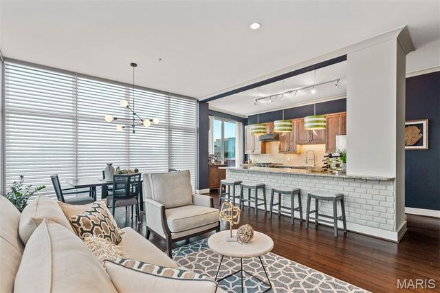 9 N Euclid Avenue 604, St Louis, MO 63108