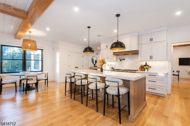 25 Greenwood Ave, Chatham Boro, NJ 07928