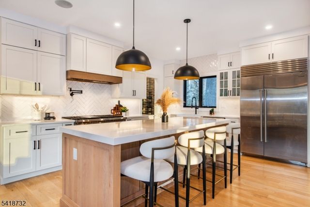 25 Greenwood Ave, Chatham Boro, NJ 07928