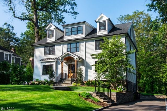 25 Greenwood Ave, Chatham Boro, NJ 07928