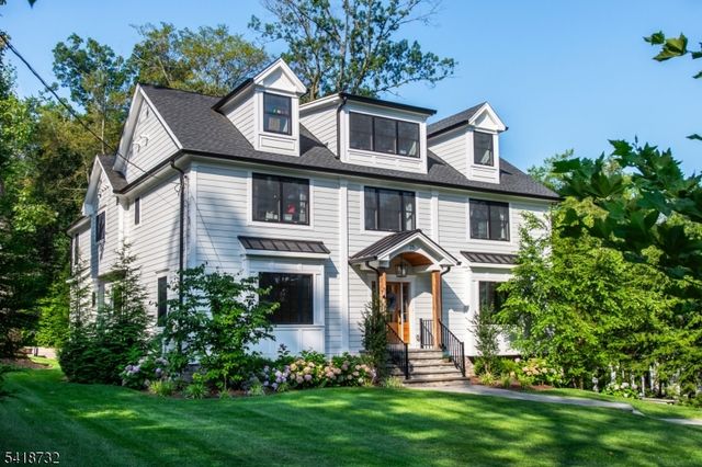 25 Greenwood Ave, Chatham Boro, NJ 07928