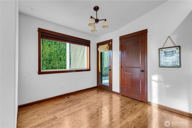 15530 Sunset Road, Bothell, WA 98012