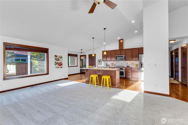 15530 Sunset Road, Bothell, WA 98012