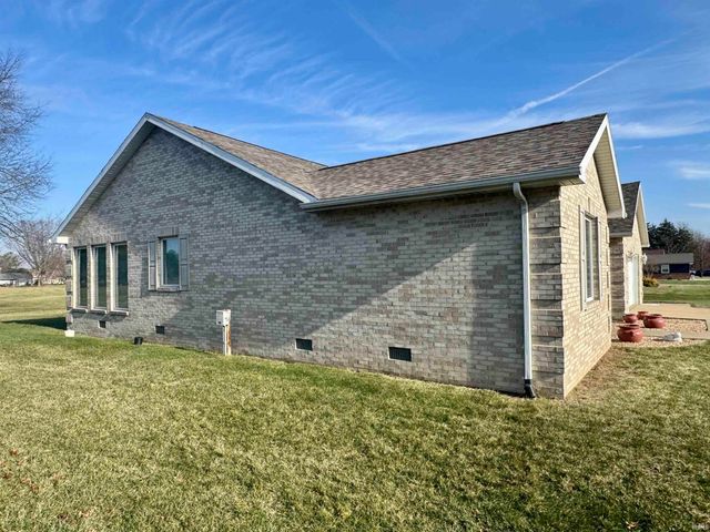 4183 E Arrowhead Road, Monticello, IN 47960