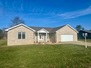 4183 E Arrowhead Road, Monticello, IN 47960