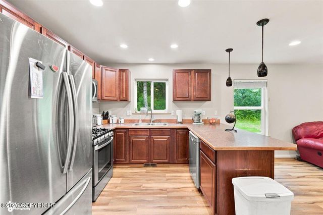 5480 N Bonnie Drive, Palmer, AK 99645