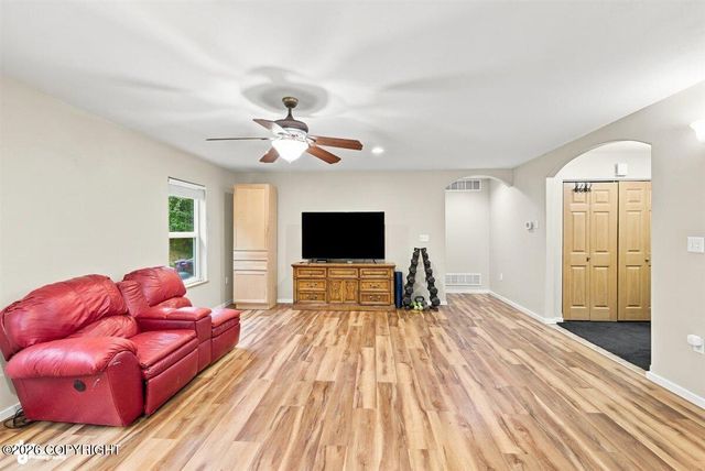5480 N Bonnie Drive, Palmer, AK 99645