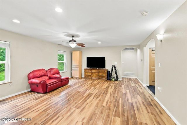 5480 N Bonnie Drive, Palmer, AK 99645