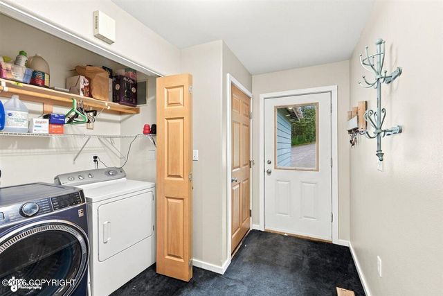 5480 N Bonnie Drive, Palmer, AK 99645