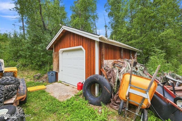 5480 N Bonnie Drive, Palmer, AK 99645