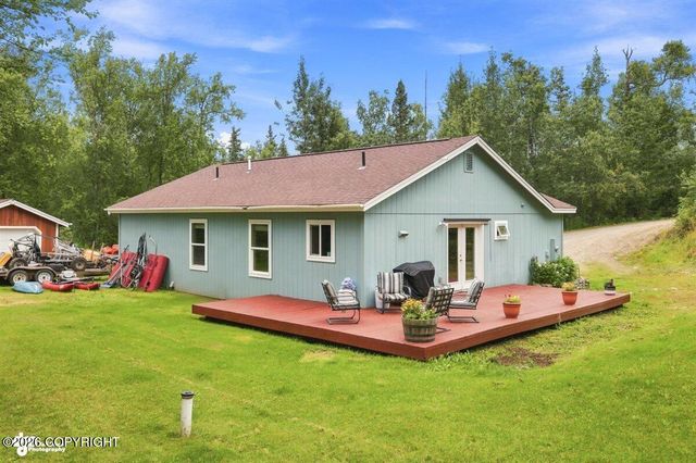 5480 N Bonnie Drive, Palmer, AK 99645