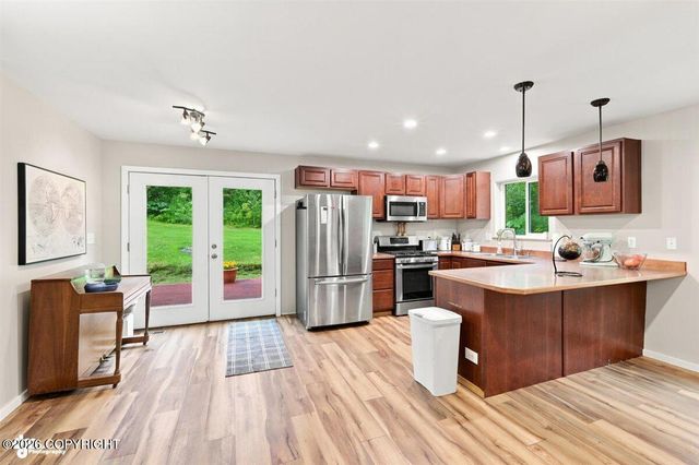 5480 N Bonnie Drive, Palmer, AK 99645