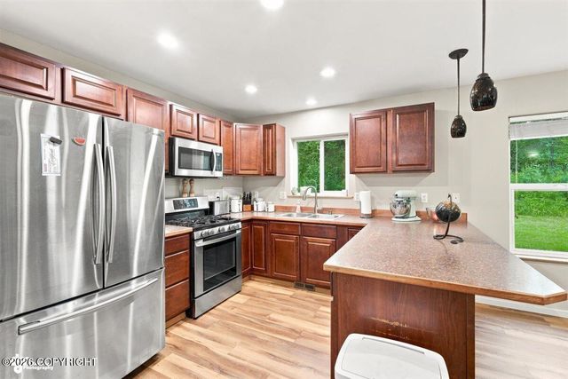 5480 N Bonnie Drive, Palmer, AK 99645