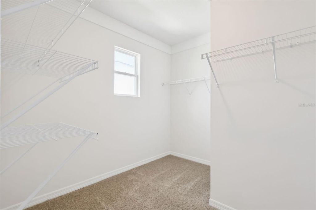 Image 33 of property listing at 4593 BARBERRY AVENUE, Lakeland, FL 33811