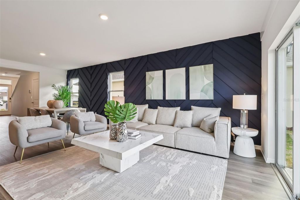 Image 5 of property listing at 4593 BARBERRY AVENUE, Lakeland, FL 33811