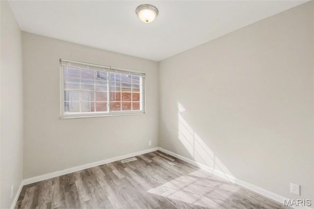 2855 Devonshire Drive, Florissant, MO 63033