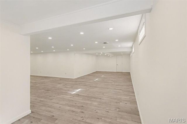 2855 Devonshire Drive, Florissant, MO 63033