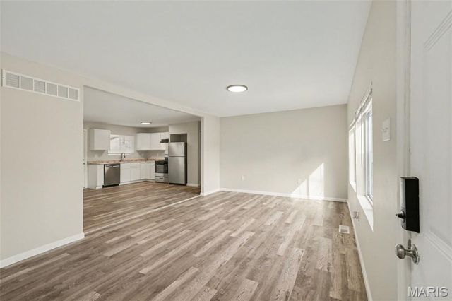 2855 Devonshire Drive, Florissant, MO 63033