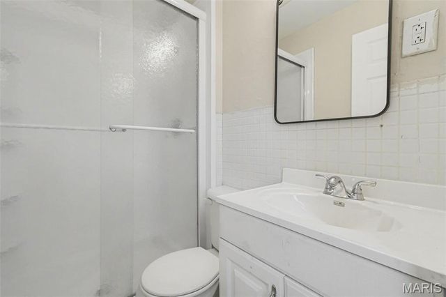 2855 Devonshire Drive, Florissant, MO 63033