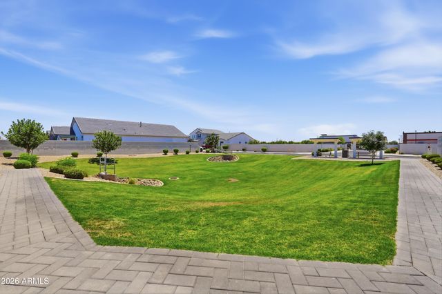 236 E LELAND Road, San Tan Valley, AZ 85140