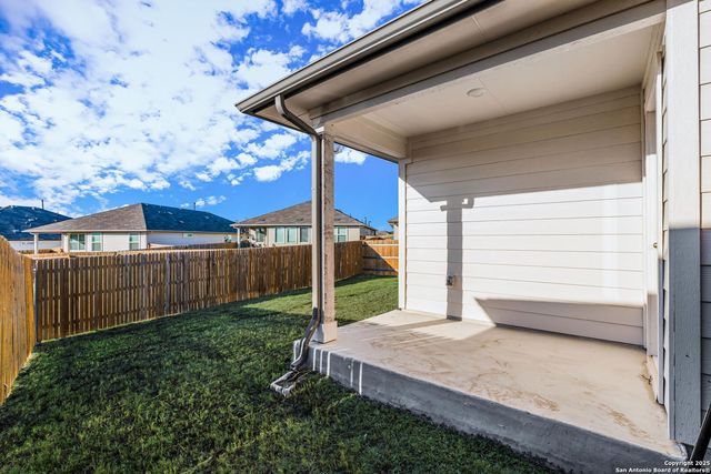 155 Globe Mallow, Kyle, TX 78640