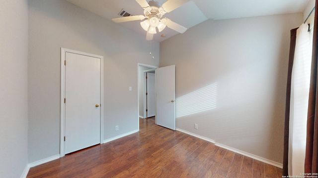 8010 Seminario, San Antonio, TX 78250