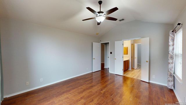 8010 Seminario, San Antonio, TX 78250