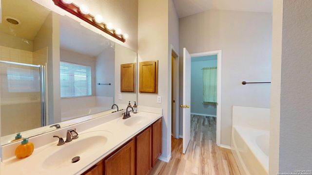 8010 Seminario, San Antonio, TX 78250