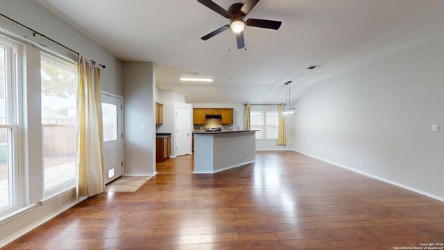 8010 Seminario, San Antonio, TX 78250