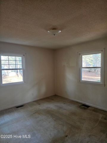 103 Edinburgh Drive, Carthage, NC 28327