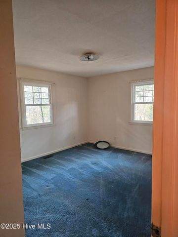 103 Edinburgh Drive, Carthage, NC 28327