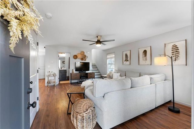 15 Swallow SE Drive, White, GA 30184