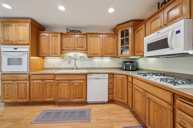 7510 161st Avenue NE, Forest Lake, MN 55025