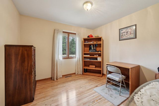 7510 161st Avenue NE, Forest Lake, MN 55025