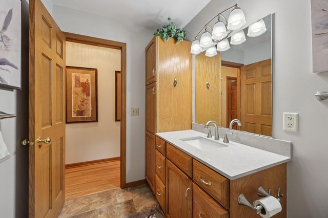 7510 161st Avenue NE, Forest Lake, MN 55025