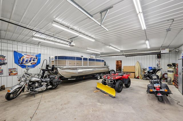 7510 161st Avenue NE, Forest Lake, MN 55025